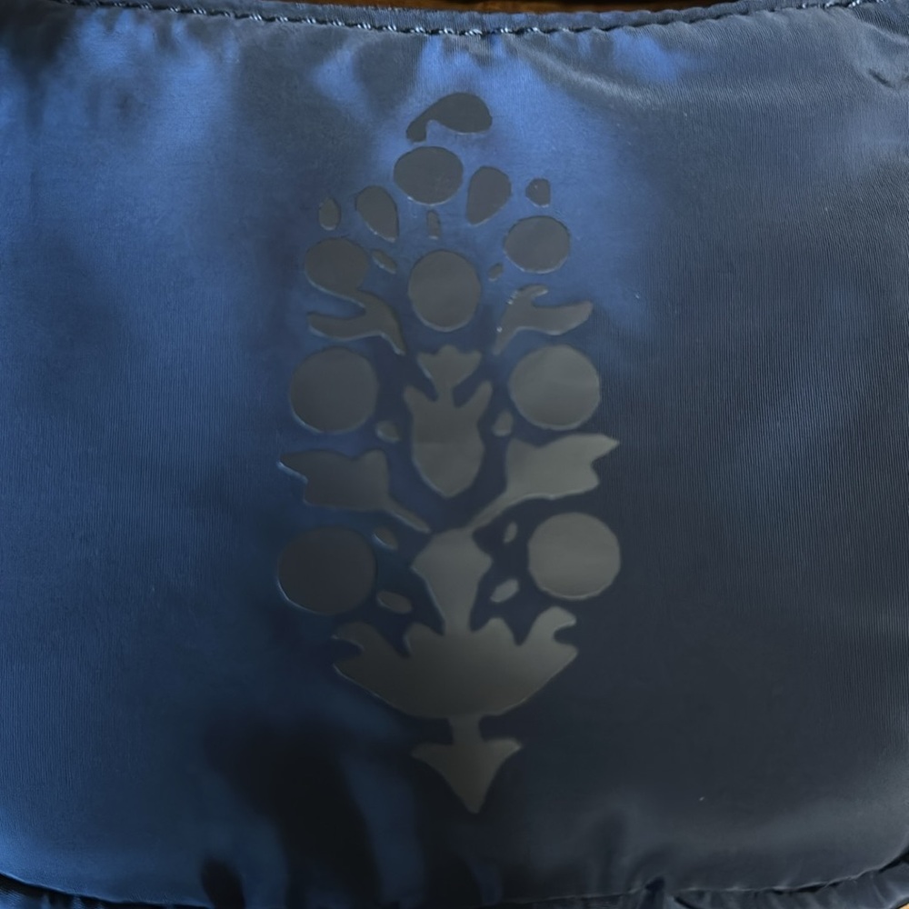 Free People Movement Navy Micro Buti Pouch NWT - Picture 4 of 13